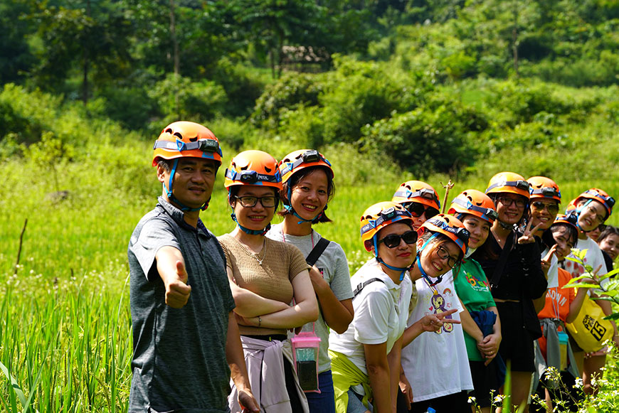 Hoạt động team building Trekking tại VQG Ba Bể